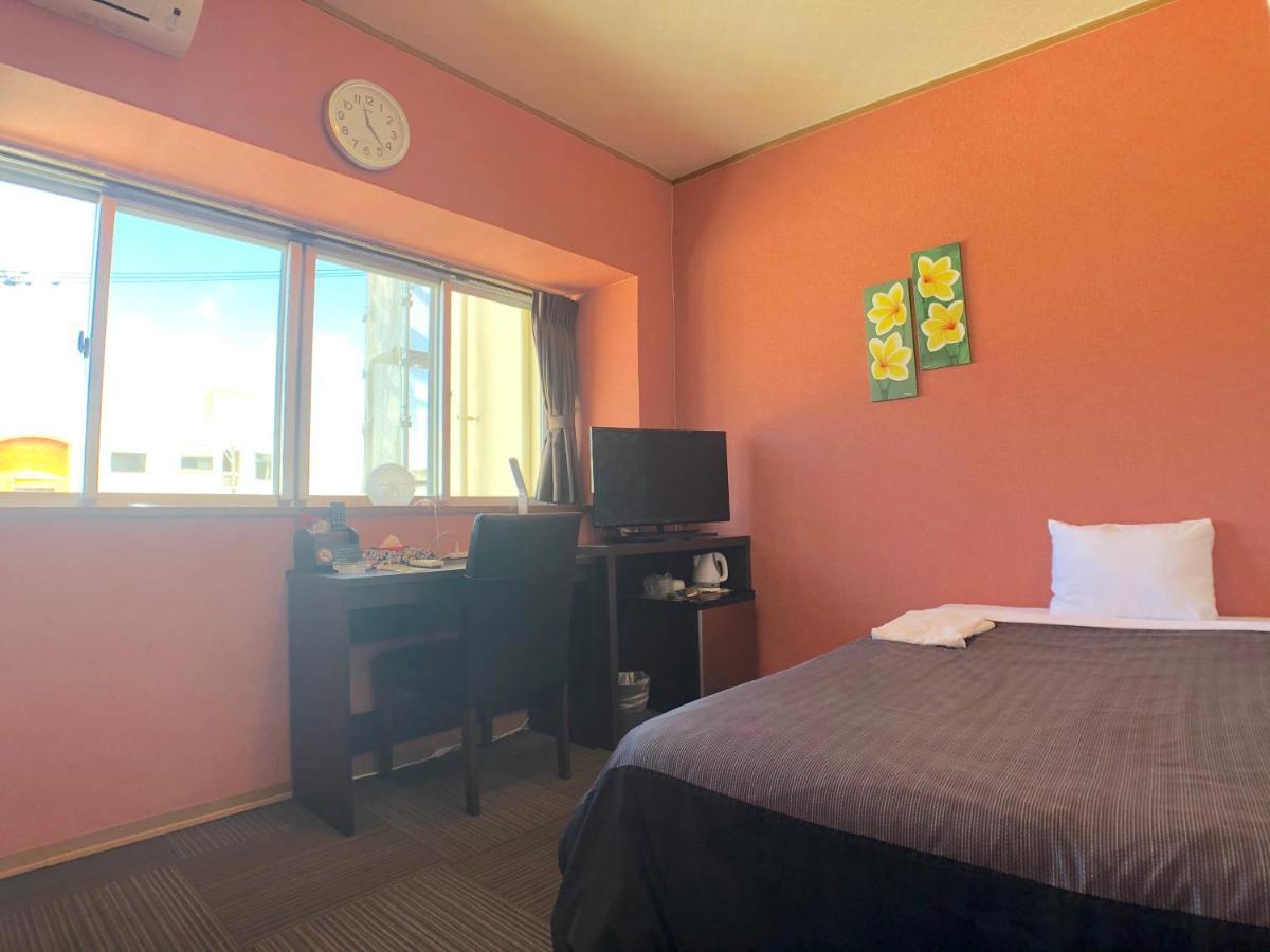 Time Rich Hotel Okinawa Bagian luar foto